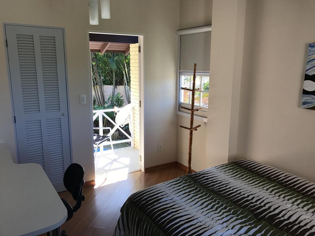 Casa Do Bosque Bed & Breakfast ฟลอเรียนอโปลิส ภายนอก รูปภาพ